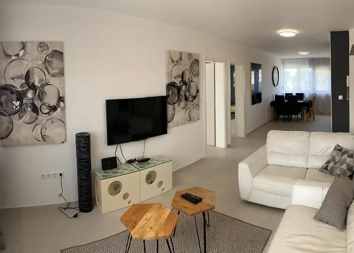 Апартаменты Central Zadar *